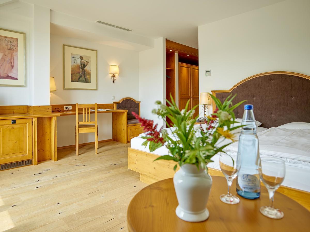 Gutshof Uttlau Hotel Haarbach Kültér fotó
