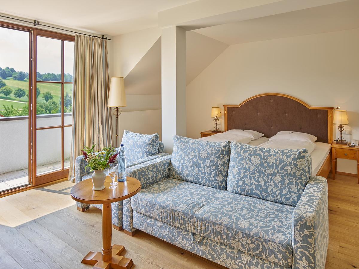 Gutshof Uttlau Hotel Haarbach Kültér fotó